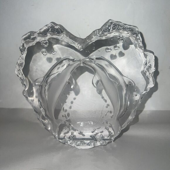 Two Dolphins Kissing Heart Laser Etched Crystal Clear See Through Ocean Sea - Picture 3 of 16